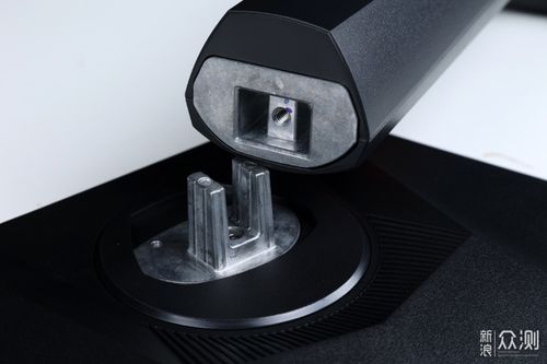 選購(gòu)2k電競(jìng)顯示器,買(mǎi)24還是27寸